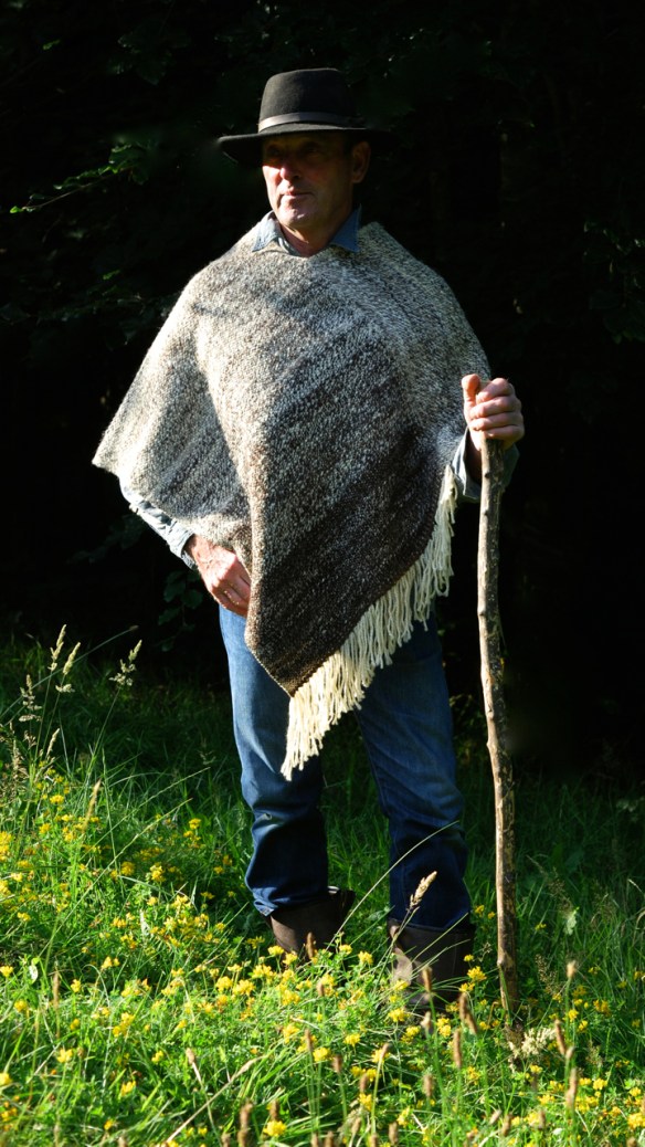 Large Jacob poncho front